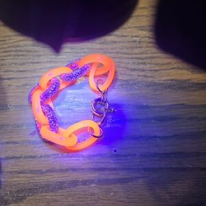 Vintage Lucite Uv Reavtive Chain Bracelet With Rhinestones And Gold Details